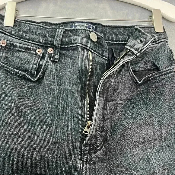 Abercrombie & Fitch Ultra High Rise‎ Mom Jean Knee Rip Denim Black Size 26 - Picture 4 of 11